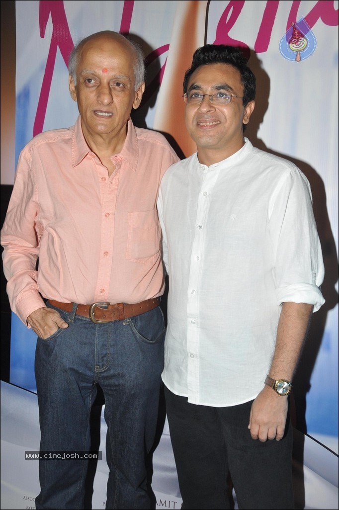 Poonam Pandey at Nasha 1st Look Launch - 26 / 42 photos