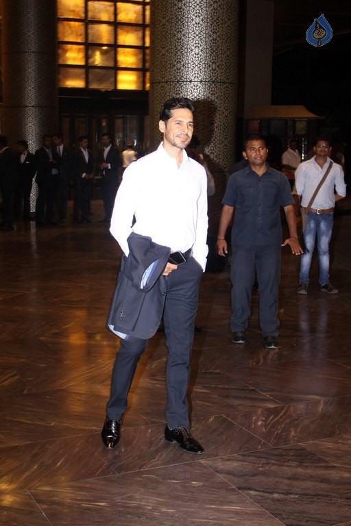 Preity Zinta Reception Party - 17 / 34 photos