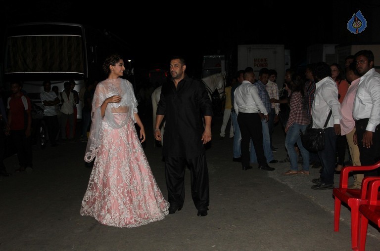 Prem Rata Dhan Payo Promotions On Life OK Channel - 20 / 62 photos