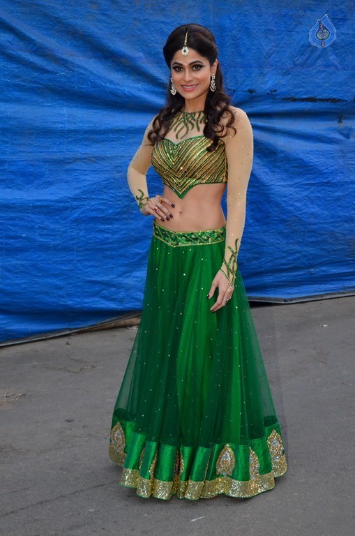 Prem Rata Dhan Payo Promotions On Life OK Channel - 32 / 62 photos