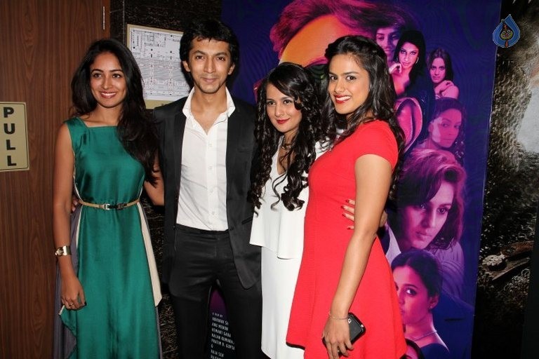 Premiere of Film X with Star Cast - 35 / 37 photos