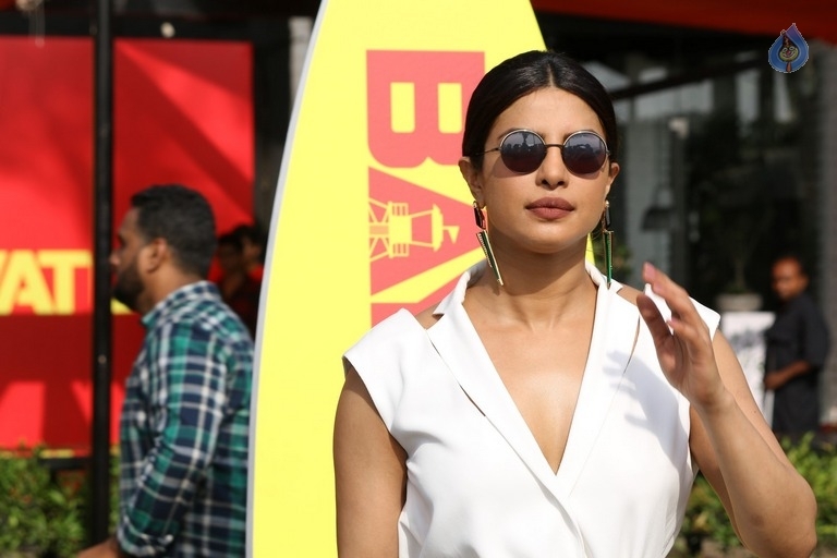 Priyanka Chopra at Baywatch Press Meet - 23 / 28 photos