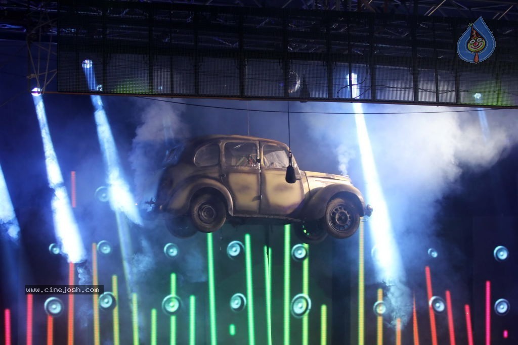 RA.One Movie Music Launch - 53 / 101 photos