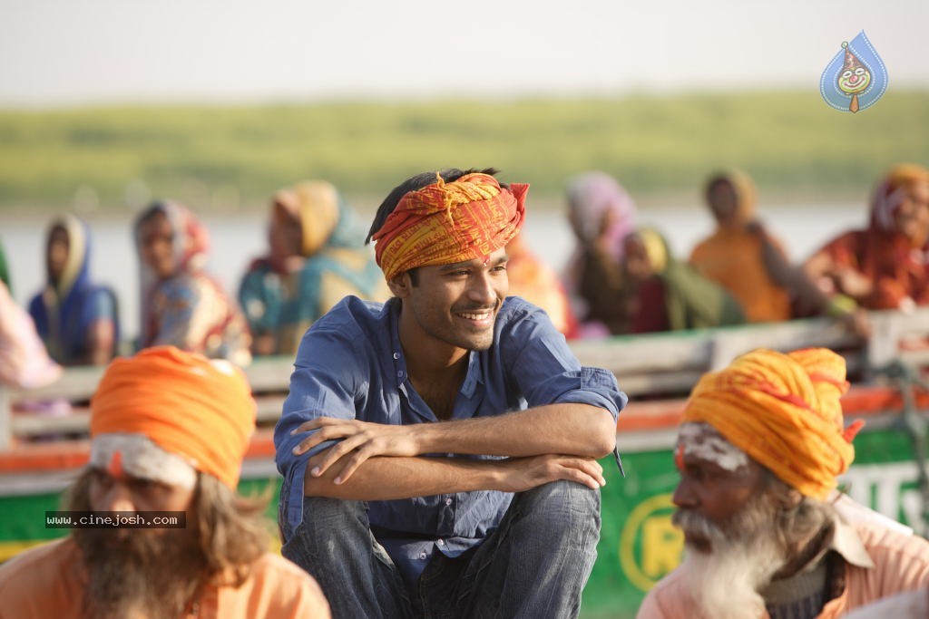 Raanjhanaa Movie Stills - 28 / 30 photos