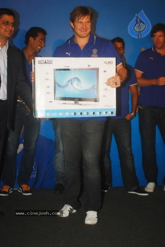 Rajasthan Royals Team Launches New Range of LCD Mitashi - 13 / 27 photos