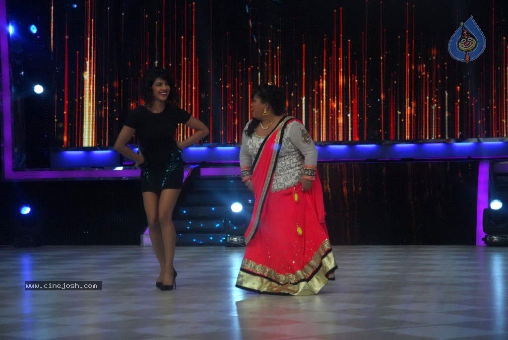 Ram Charan at Zanjeer Promotional Event - 28 / 137 photos