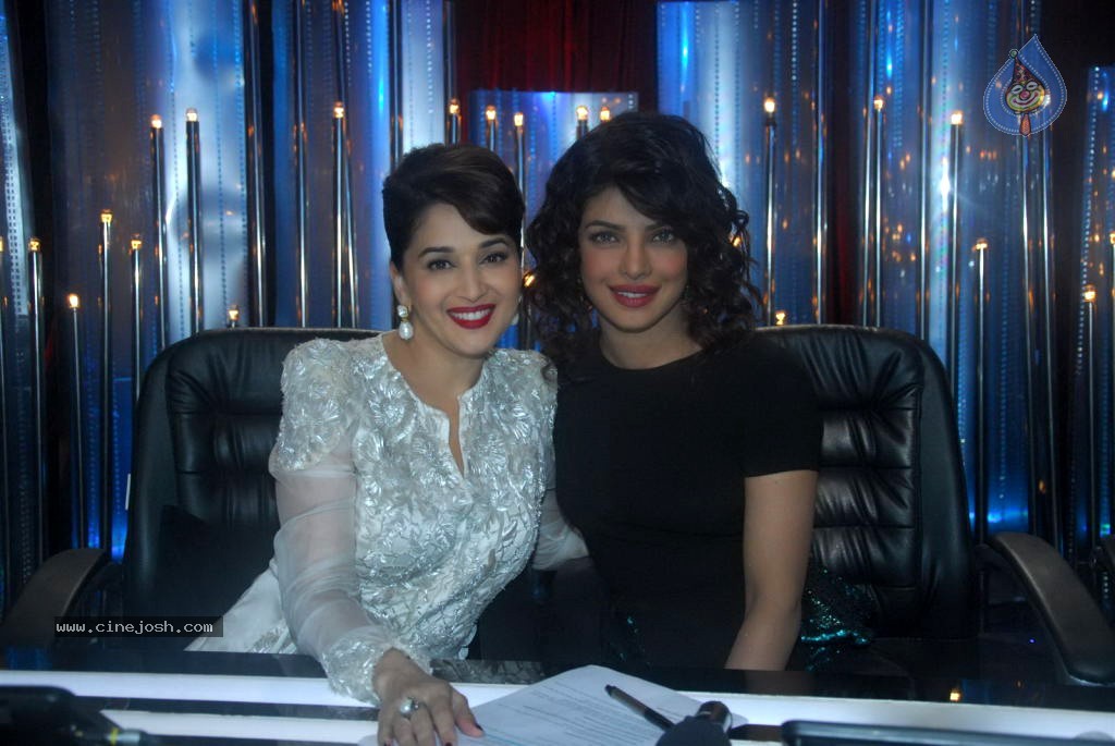 Ram Charan at Zanjeer Promotional Event - 30 / 137 photos