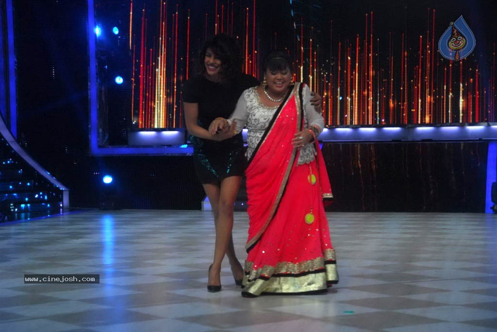 Ram Charan at Zanjeer Promotional Event - 68 / 137 photos