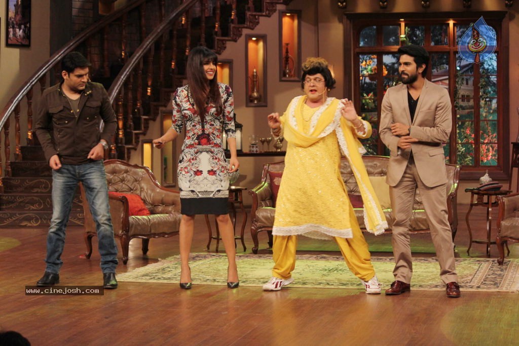 Ram Charan n Priyanka Chopra Promotes Zanjeer - 19 / 39 photos