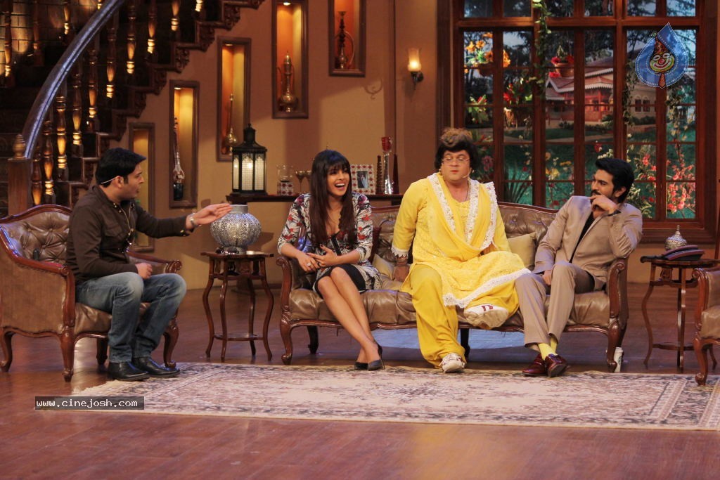 Ram Charan n Priyanka Chopra Promotes Zanjeer - 33 / 39 photos