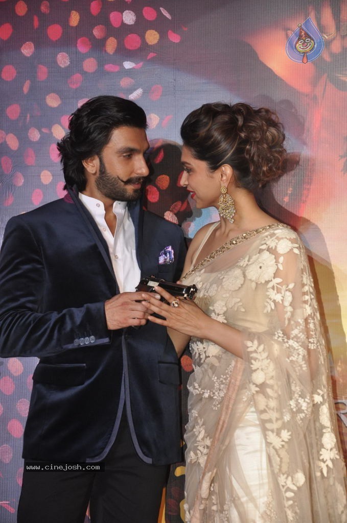 Ram Leela Film Trailer Launch - 40 / 57 photos