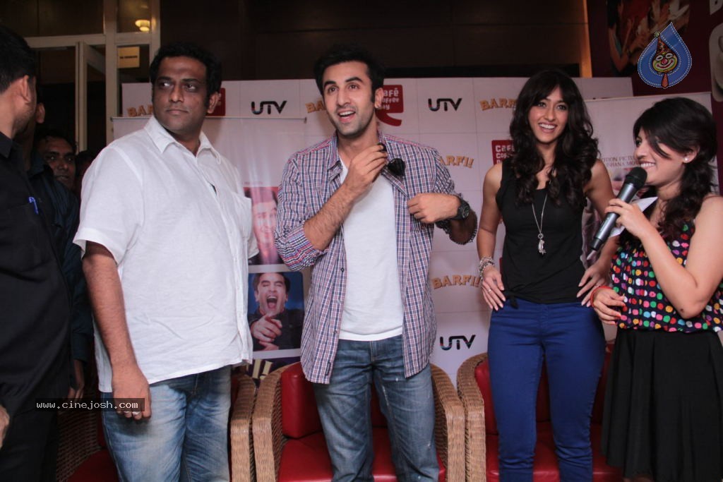 Ranbir n Ileana Promotes BARFI - 37 / 52 photos