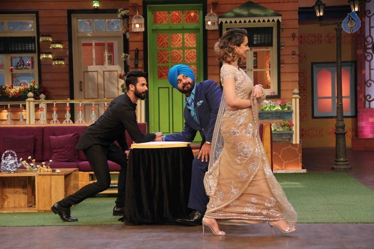 Rangoon Film Promotional Event - 14 / 35 photos