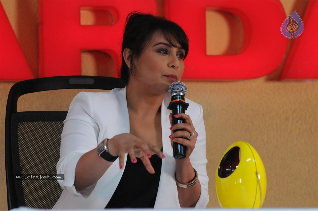 Rani Mukerji Launches Mardaani Film Trailer - 15 / 46 photos