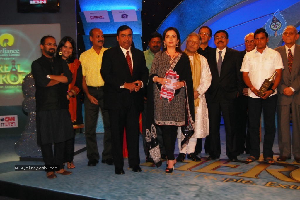 Real Heroes Awards 2011 - 6 / 45 photos