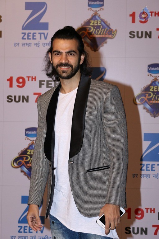 Red Carpet Of Zee Rishtey Awards - 5 / 63 photos