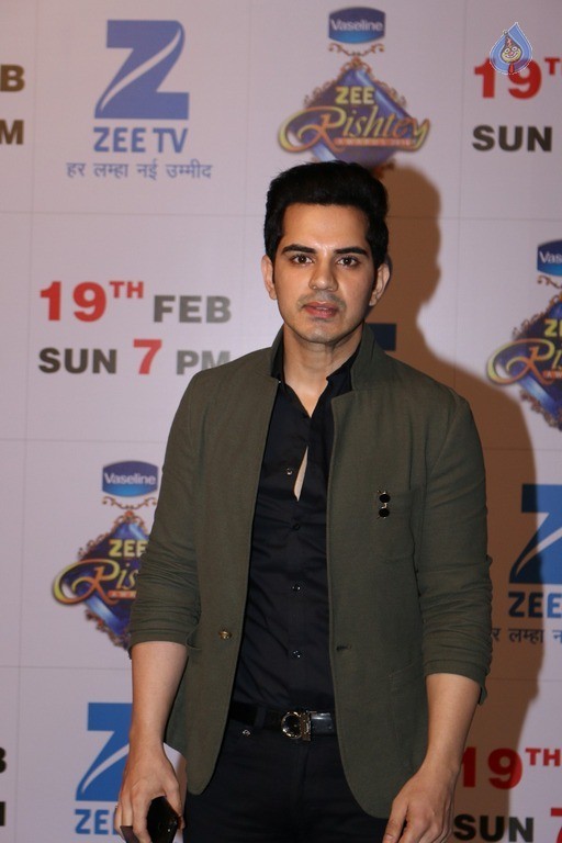 Red Carpet Of Zee Rishtey Awards - 32 / 63 photos