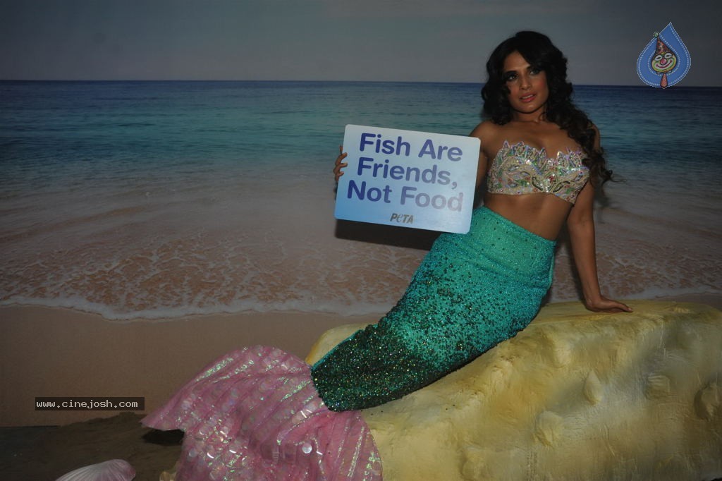 Richa Chadda Peta Vegetarian Ad Shoot - 5 / 36 photos