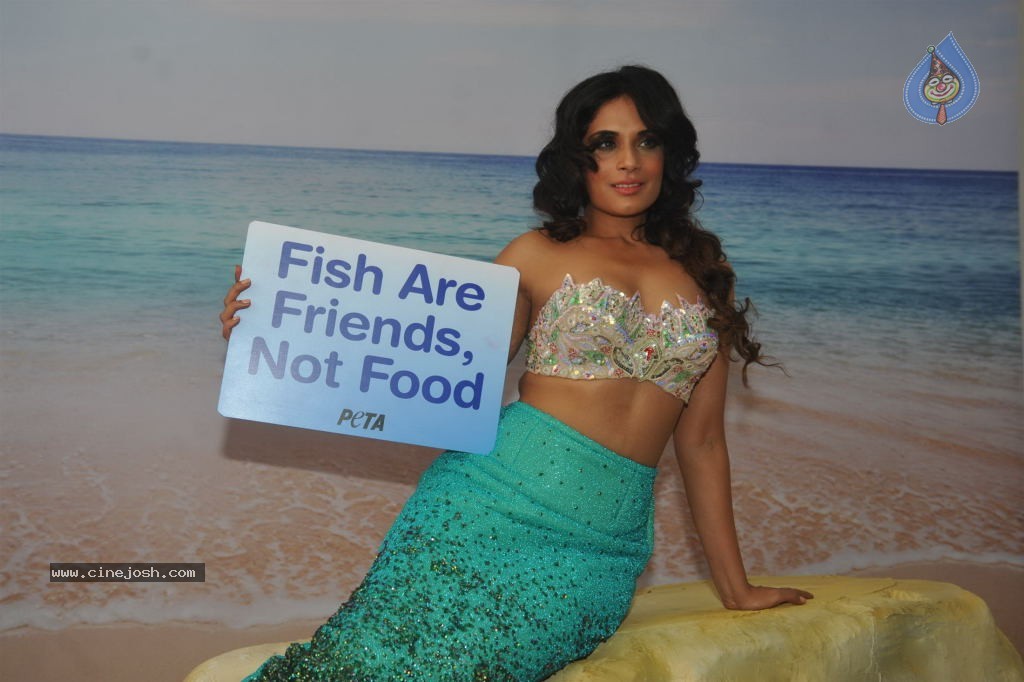 Richa Chadda Peta Vegetarian Ad Shoot - 9 / 36 photos