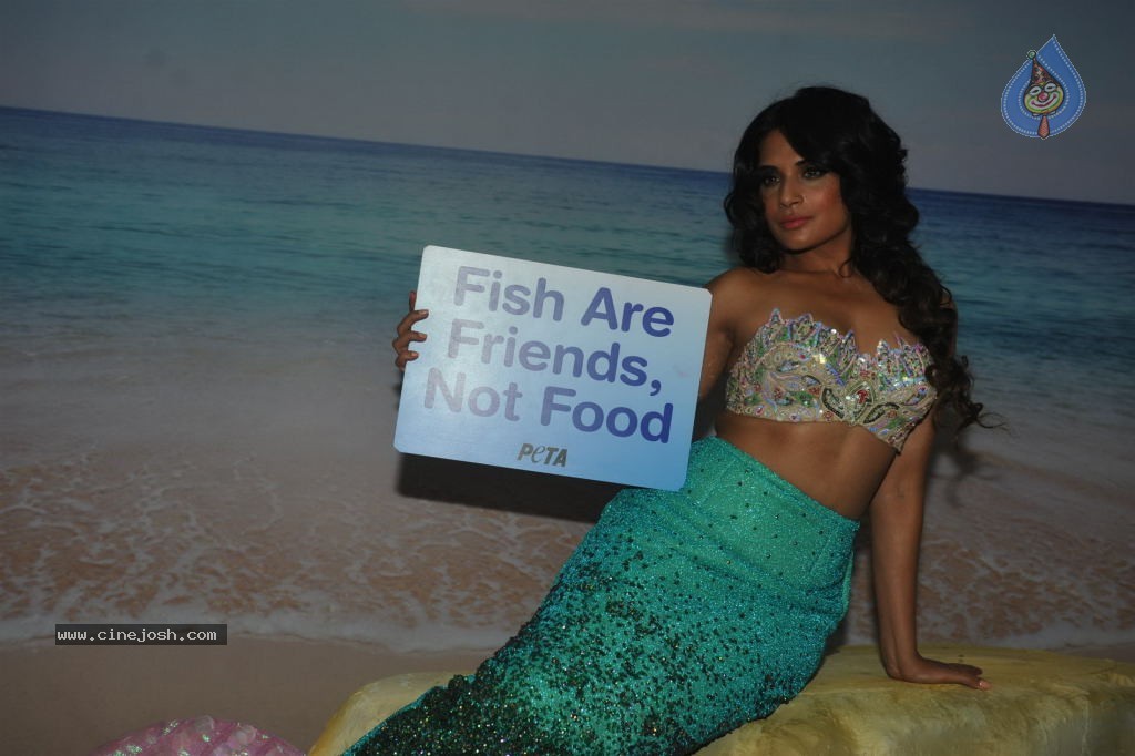 Richa Chadda Peta Vegetarian Ad Shoot - 19 / 36 photos