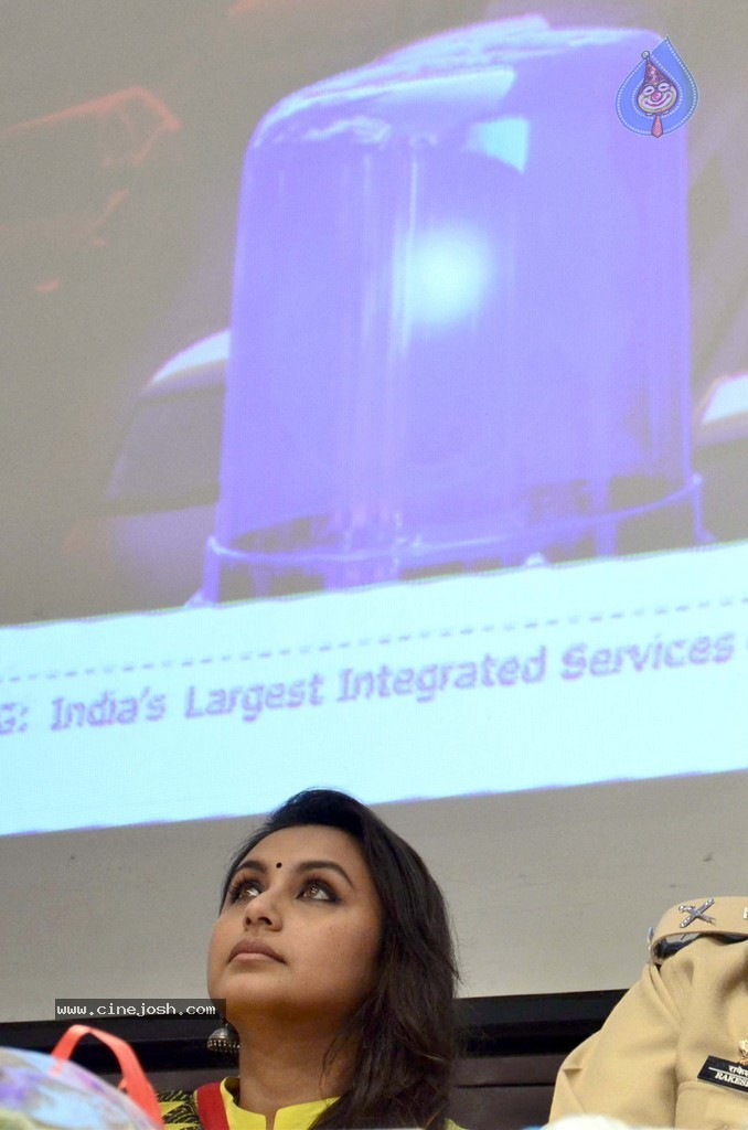 Right to Way for Ambulance Launch - 71 / 99 photos