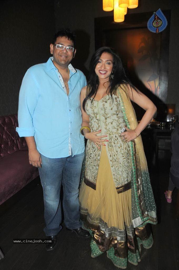 Rituparna Sengupta Bday Bash - 6 / 42 photos