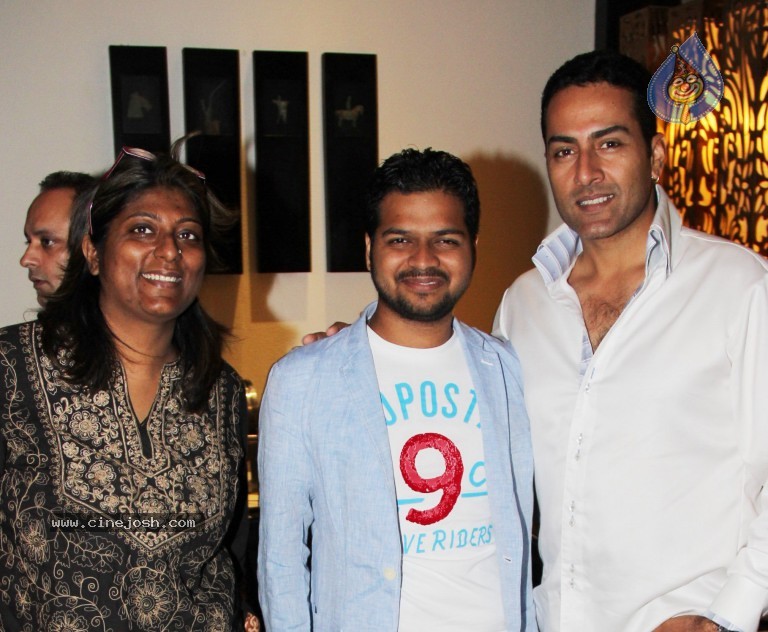 Rituparna Sengupta Bday Bash - 17 / 42 photos