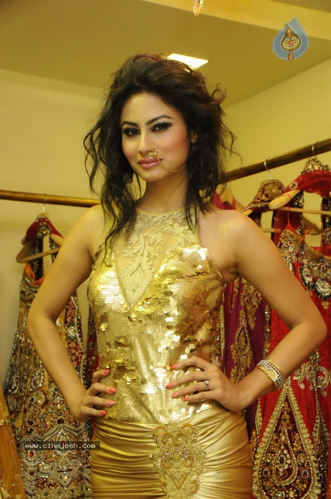 Rohit Verma Festive Season Collection Launch - 18 / 56 photos