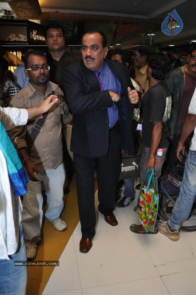 Rowdy Rathore Movie Promotion - 20 / 36 photos