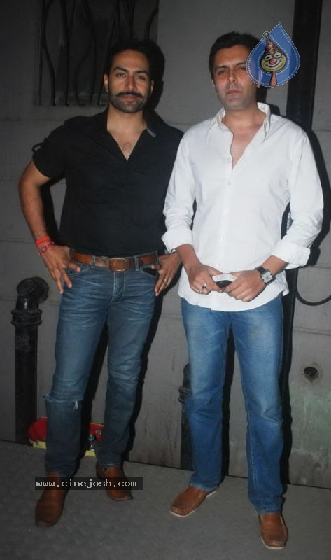 SABMiller Miller High Life Beer Launch - 1 / 19 photos