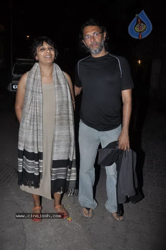 Sachin Tendulkar at Dhobi Ghat Special Screening - 21 / 42 photos