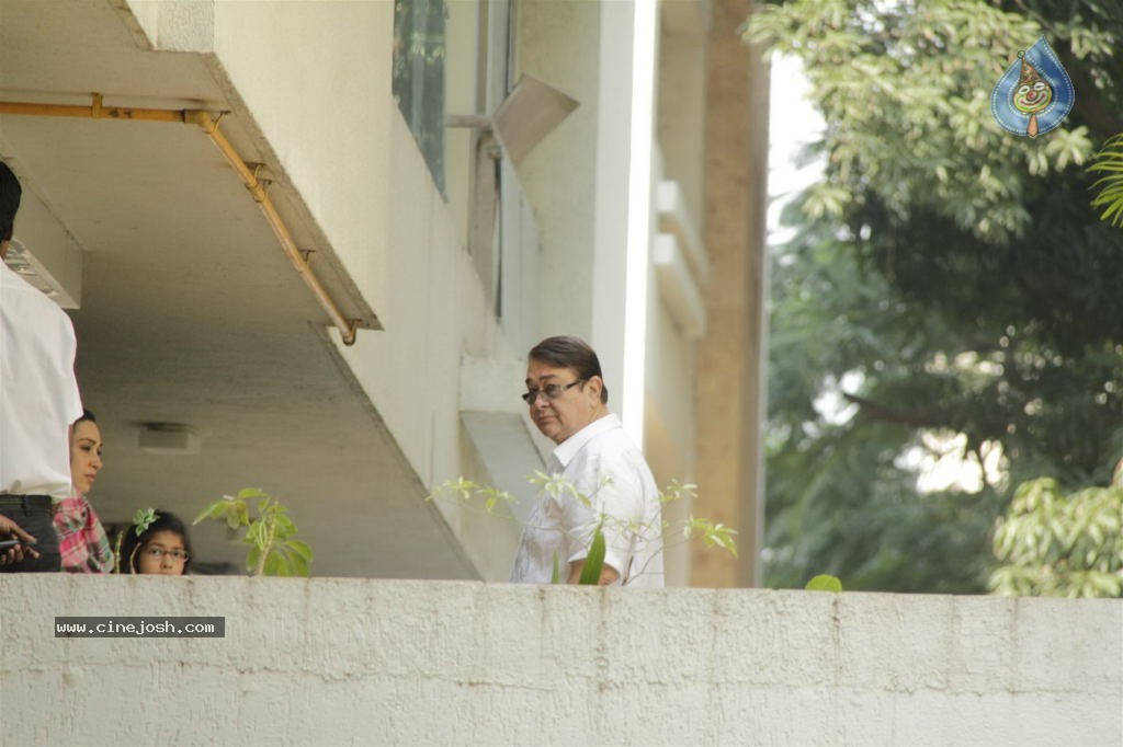 Kareena Kapoor Wedding Mehndi Ceremony - 57 / 60 photos