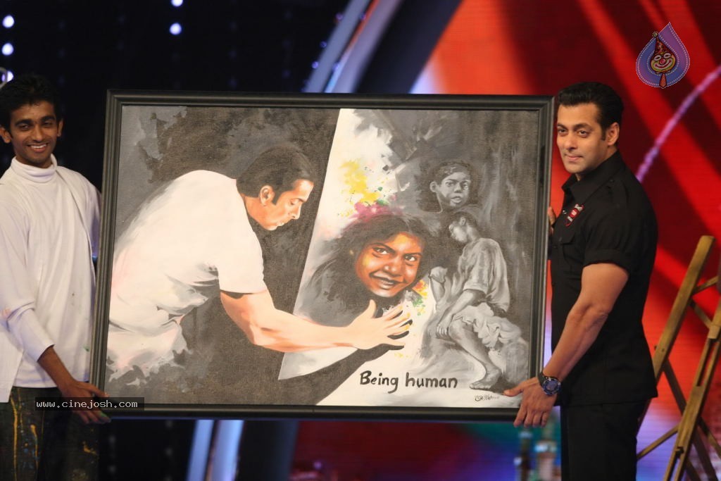 Salman Khan at Colors India got Talent Event - 28 / 29 photos