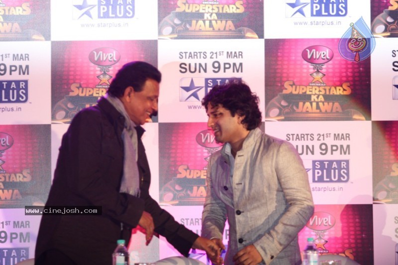 Salman Khan at Superstar Ka Jalwa Awards - 20 / 33 photos