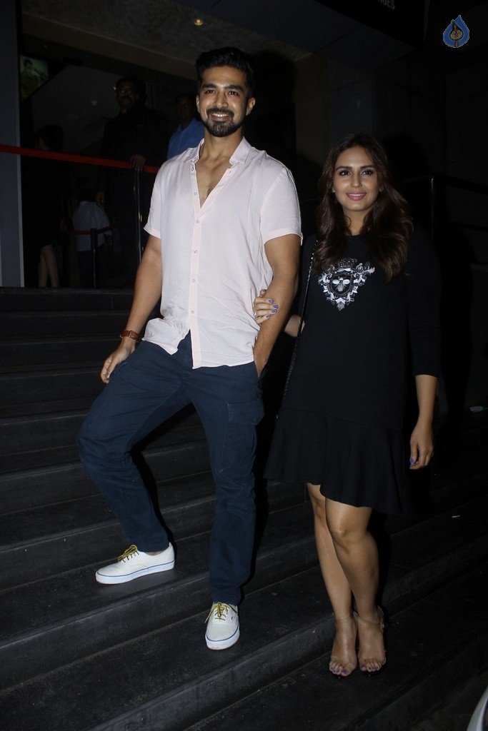 Salman Khan Tubelight Special Screening Photos - 30 / 60 photos