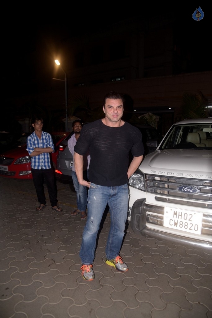 Salman Khan Tubelight Special Screening Photos - 54 / 60 photos