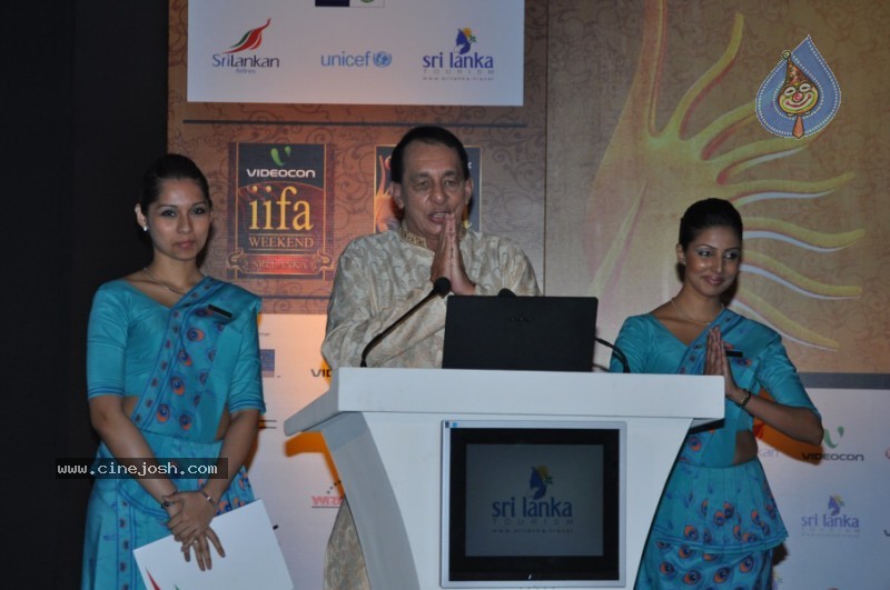 Salman, Lara Dutta, Ritesh at IIFA 2010 Press Meet - 27 / 40 photos