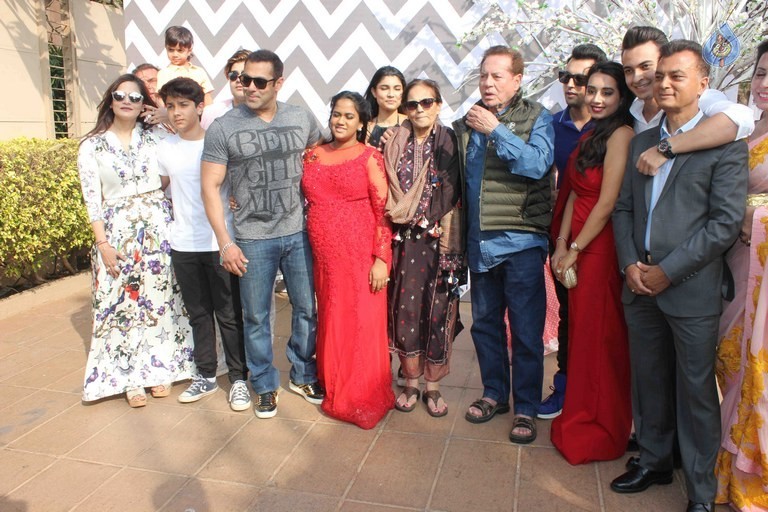 Salman Sister Arpita Khan's Baby Shower Ceremony - 36 / 55 photos