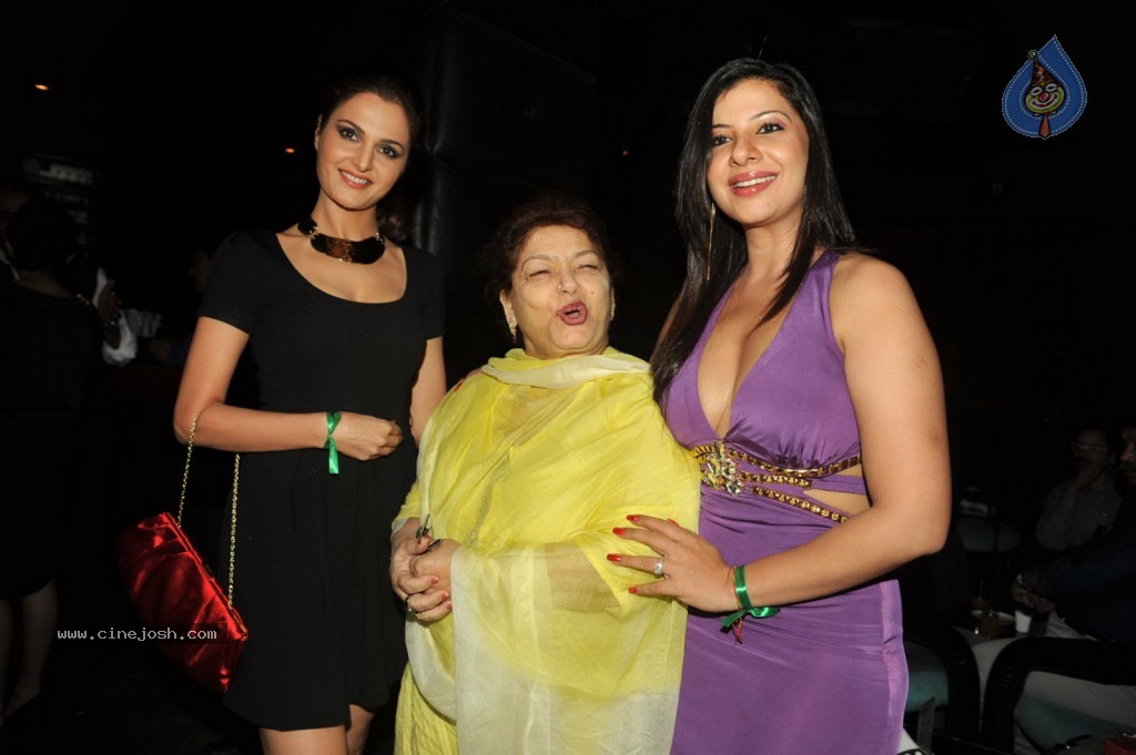 Sambhavana Seth Bday Party - 54 / 93 photos
