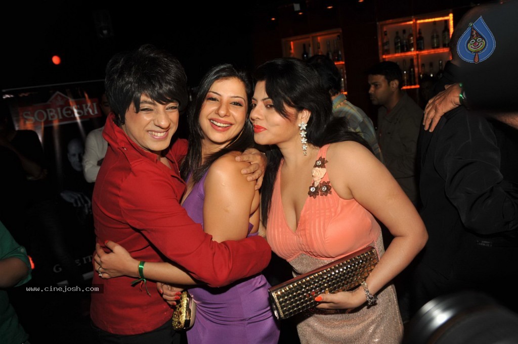 Sambhavana Seth Bday Party - 85 / 93 photos