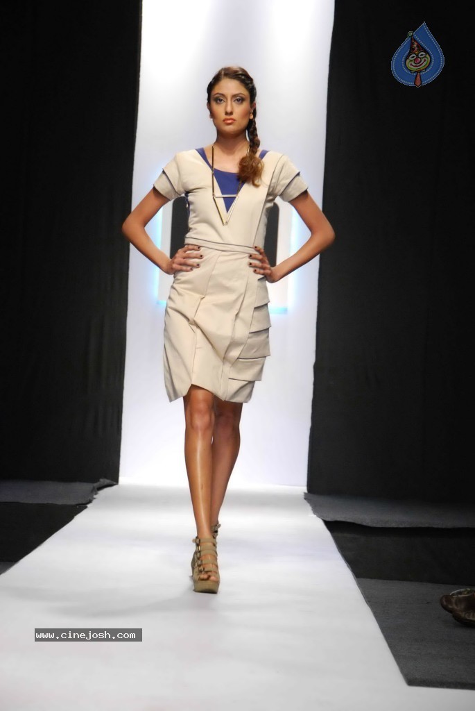 Sameera Reddy at Design Season 4 Grand Finale Photos - 84 / 84 photos