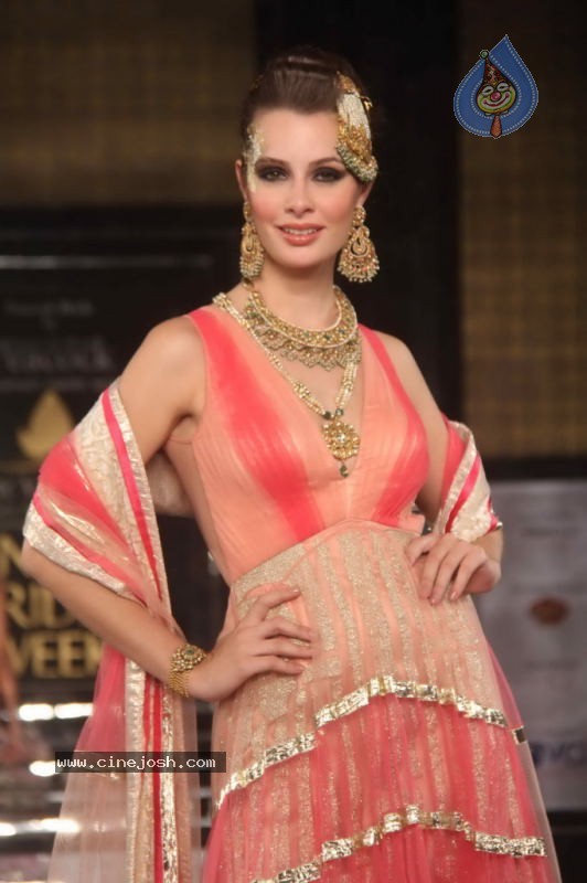 Sameera Reddy Walks the Ramp at AVIBW Day 4 Show - 50 / 62 photos