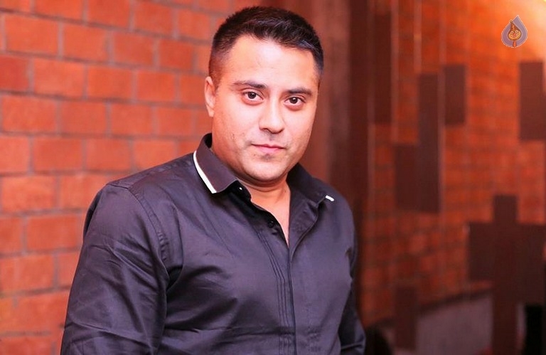 Sana Khan at Shaista Ali Khan Birthday Bash - 13 / 14 photos