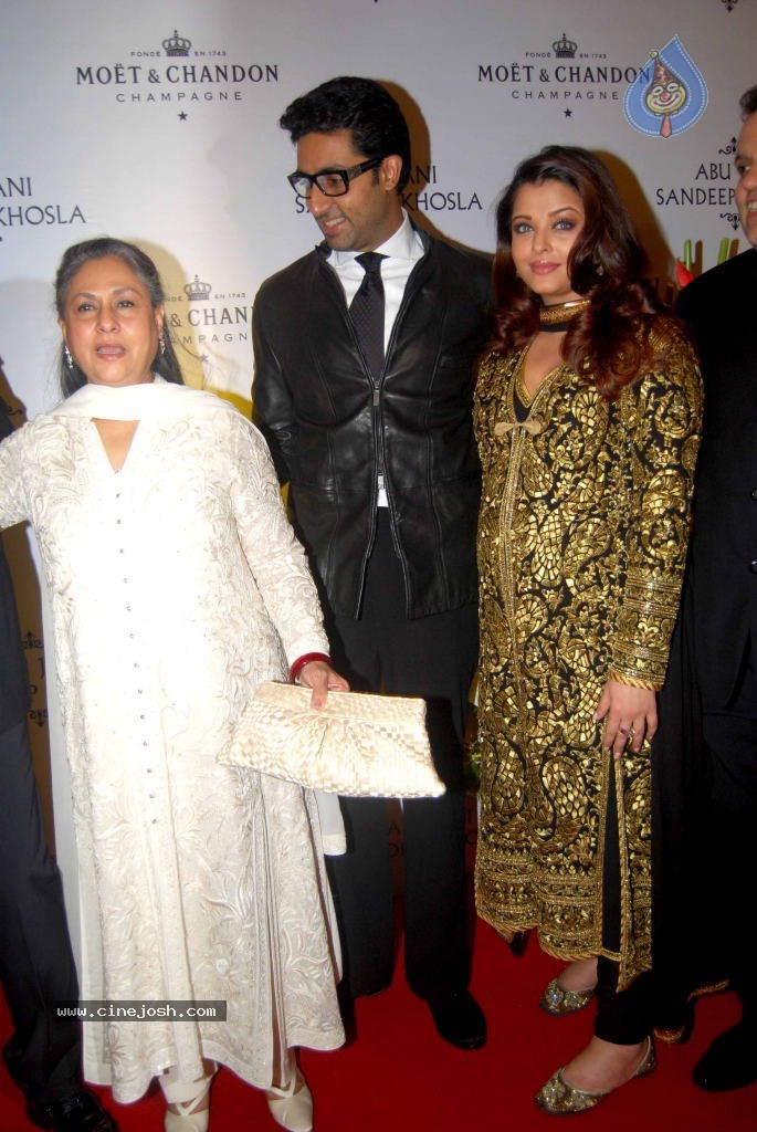 Sandeep Khosla 25th Anniversary Celebration - 24 / 32 photos