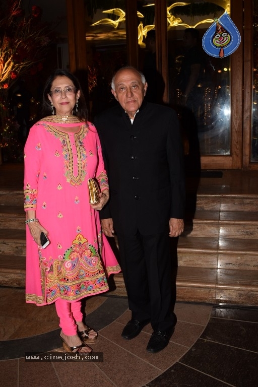 Sandeep Khosla Niece Wedding Reception - 20 / 21 photos
