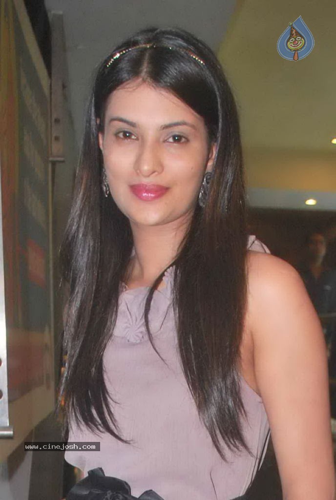 Sandip Soparrkar Promotes Ghost Movie - 18 / 38 photos