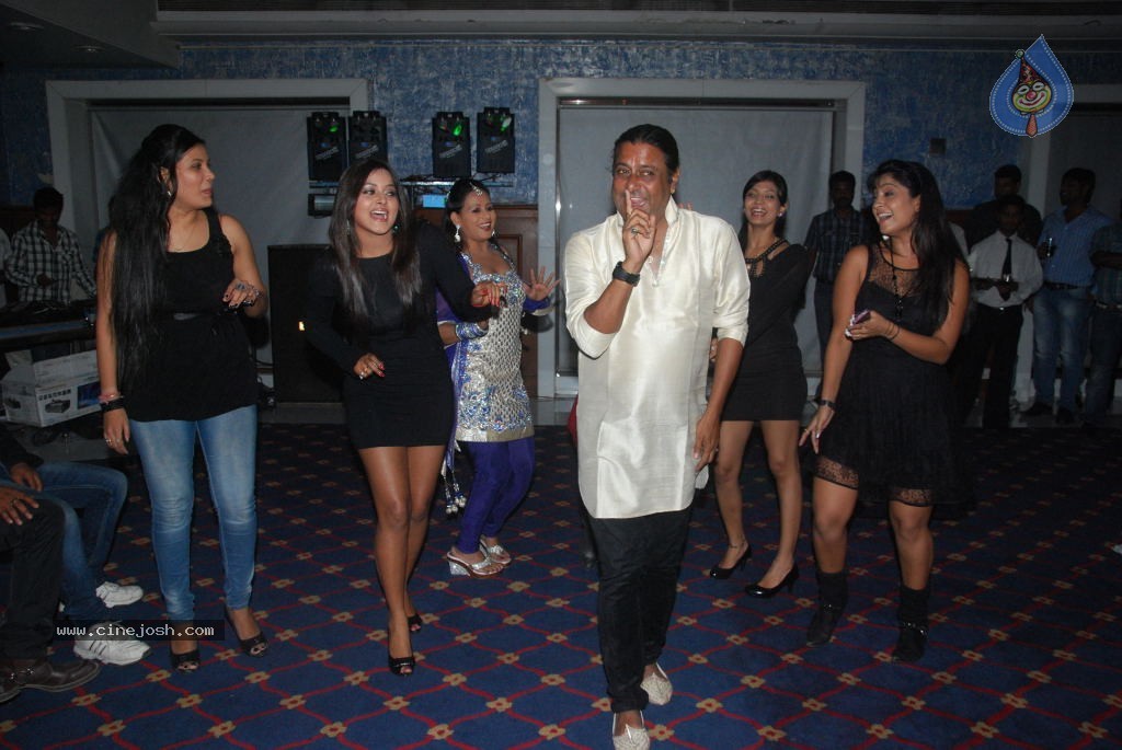 Sangeeta Tiwari Birthday Party - 2 / 29 photos