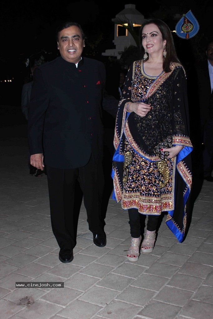 Sanjay Hindujas Pre Wedding Party - 7 / 31 photos