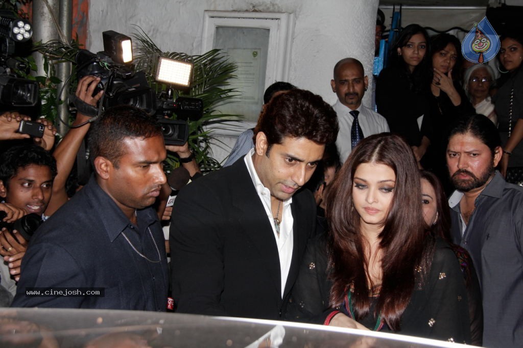 Sanjay Leela Bhansali Bday Party - 20 / 38 photos