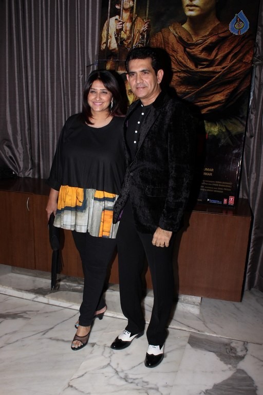 Sarbjit Success Party Photos - 19 / 21 photos